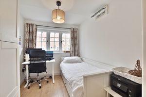 Photo 19- click for photo gallery